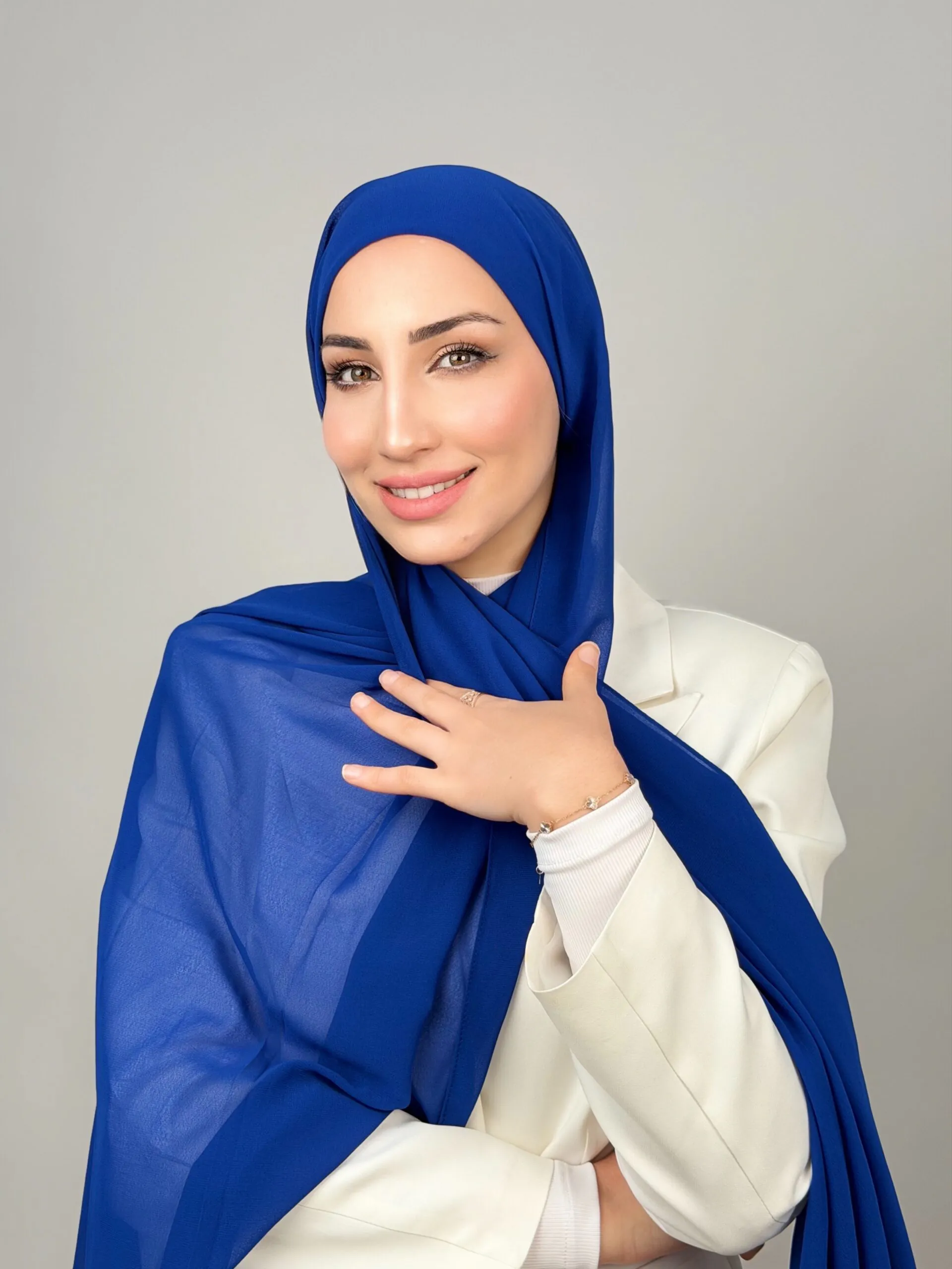 Foulard Chiffon Bleu Roi – Image 3