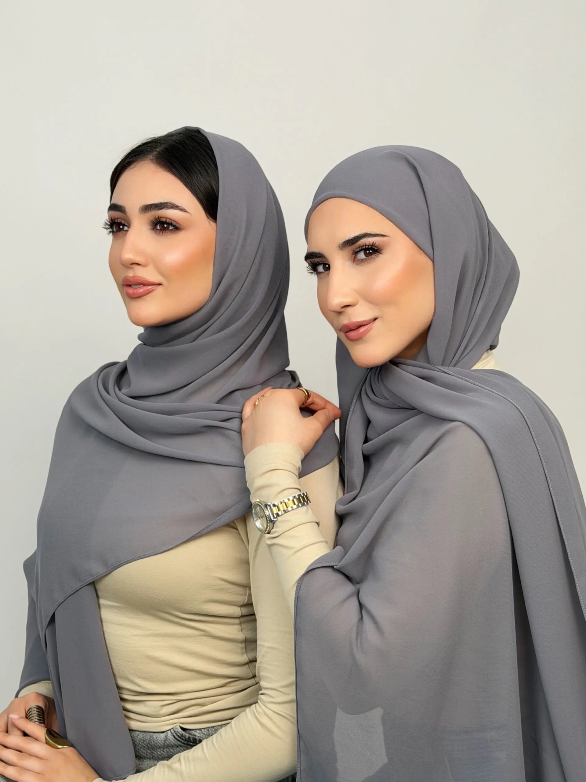 Foulard Chiffon Gris – Image 1