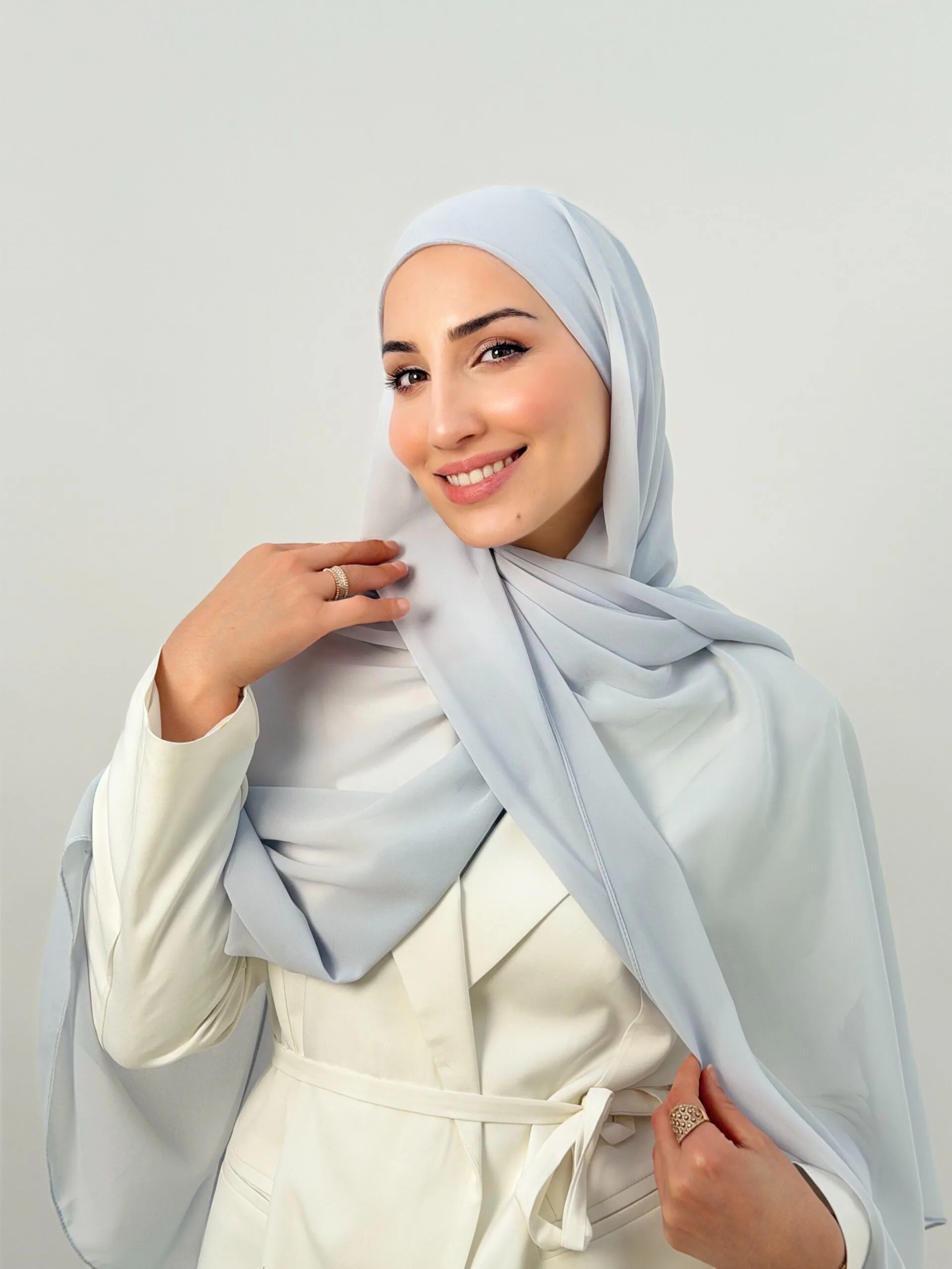 Foulard Chiffon Gris Clair – Image 2