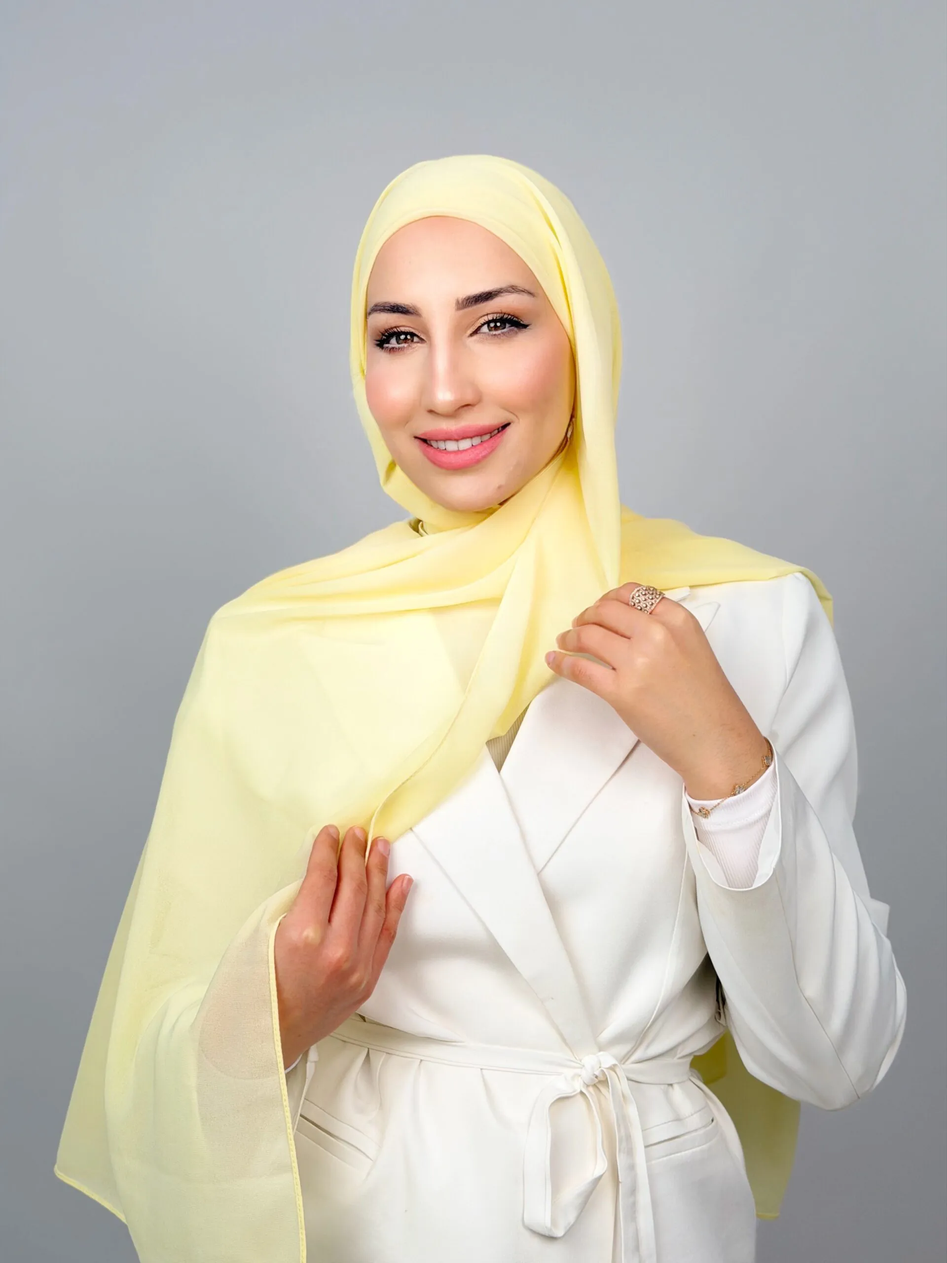 Foulard Chiffon Jaune Poussin – Image 2