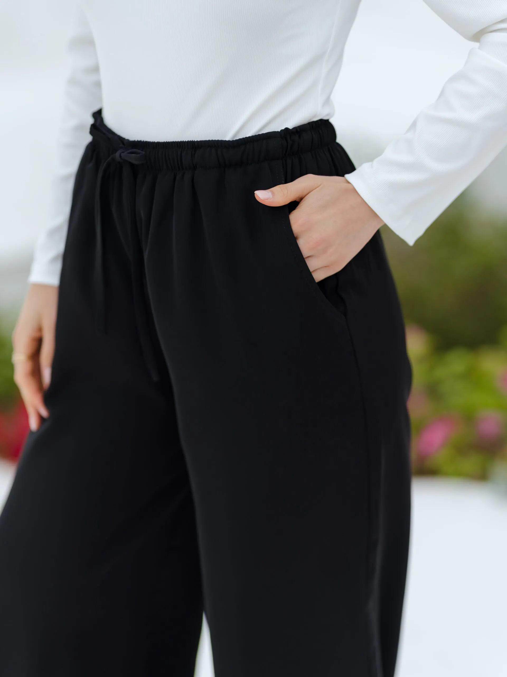 Soft Move Pants – Image 2